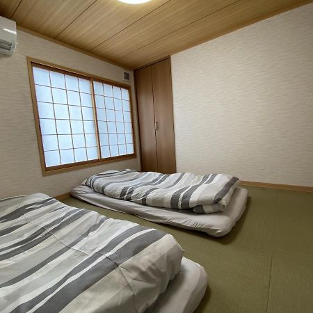 Wutong-40 Minutes Direct To Kansai Airport And 5 Minute Walk To Jr Or Subway Or Nankai Line And 1 Minute To Tsutenkaku The Landmark Of Osaka And Many Japanese Bistros Nearby Екстериор снимка