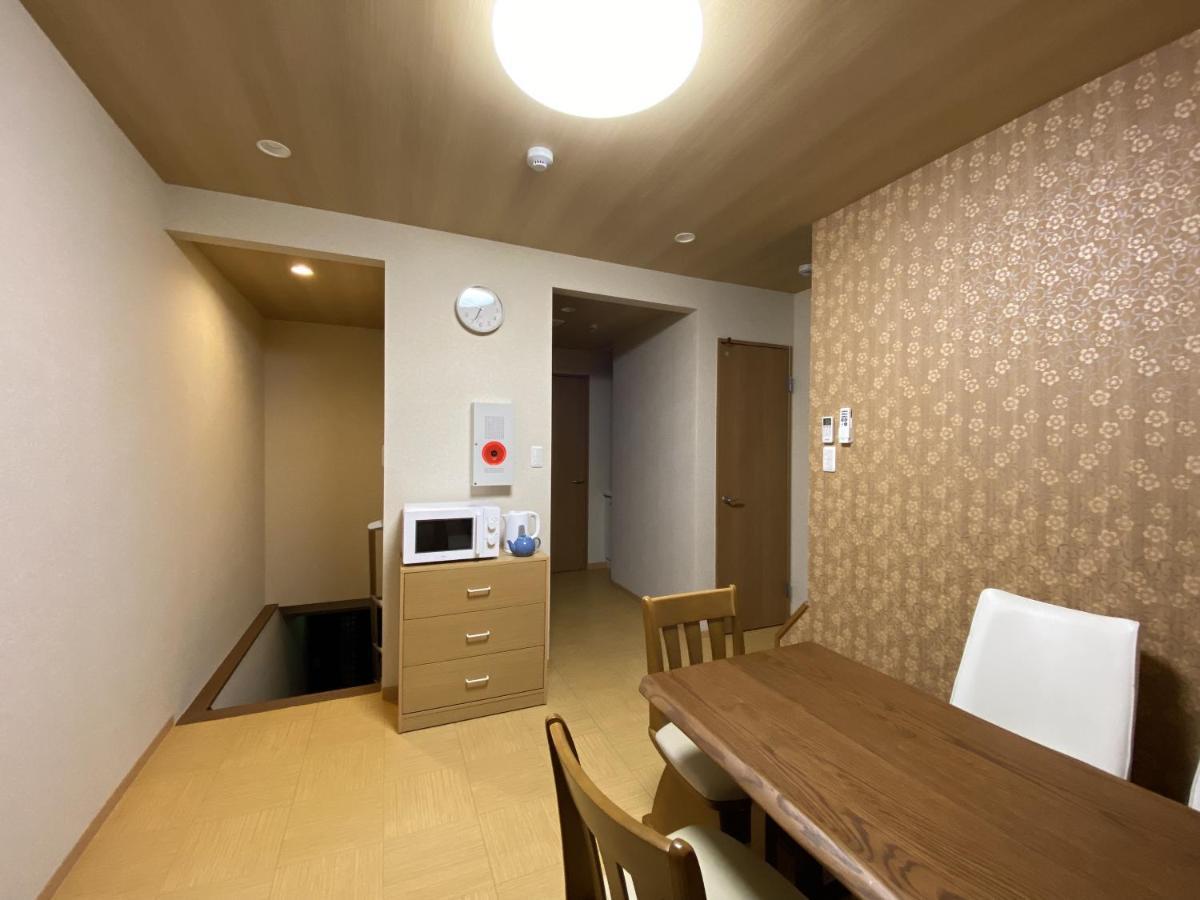 Wutong-40 Minutes Direct To Kansai Airport And 5 Minute Walk To Jr Or Subway Or Nankai Line And 1 Minute To Tsutenkaku The Landmark Of Osaka And Many Japanese Bistros Nearby Екстериор снимка
