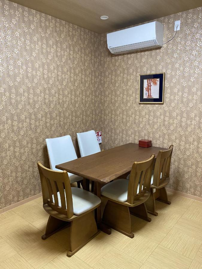 Wutong-40 Minutes Direct To Kansai Airport And 5 Minute Walk To Jr Or Subway Or Nankai Line And 1 Minute To Tsutenkaku The Landmark Of Osaka And Many Japanese Bistros Nearby Екстериор снимка