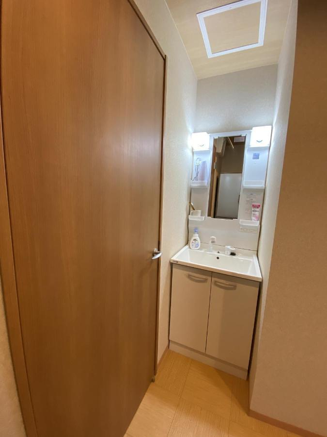Wutong-40 Minutes Direct To Kansai Airport And 5 Minute Walk To Jr Or Subway Or Nankai Line And 1 Minute To Tsutenkaku The Landmark Of Osaka And Many Japanese Bistros Nearby Екстериор снимка