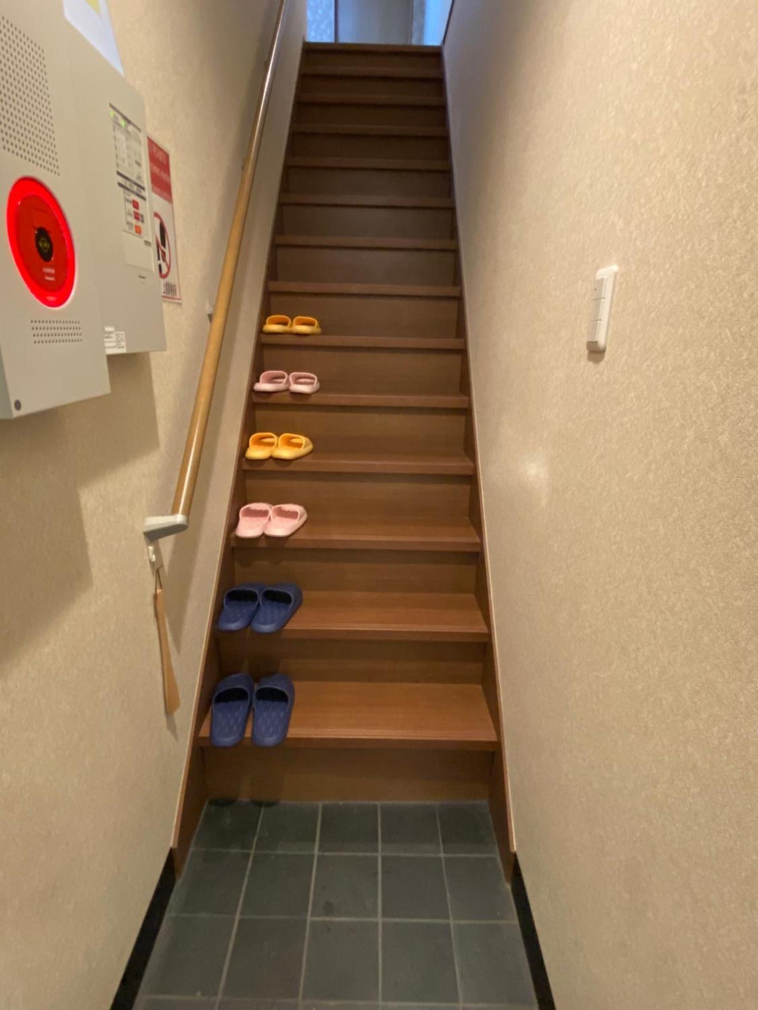 Wutong-40 Minutes Direct To Kansai Airport And 5 Minute Walk To Jr Or Subway Or Nankai Line And 1 Minute To Tsutenkaku The Landmark Of Osaka And Many Japanese Bistros Nearby Екстериор снимка